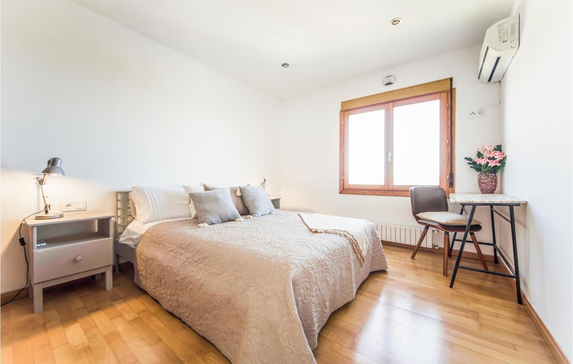 Amazing Home In Ador With Kitchenette Extérieur photo